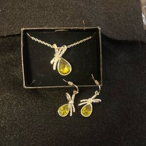 Avon green stone fashion jewelry